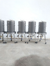 宜春白酒壓榨機全部產(chǎn)品-諸城酒莊釀酒設(shè)備(*商家)